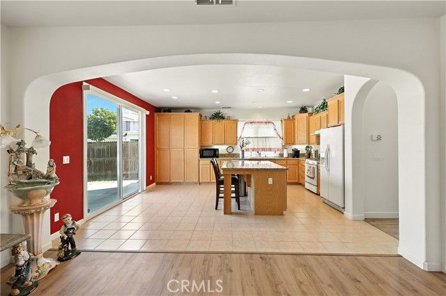 9790 Heatherhearst Drive, Chowchilla, CA 93610