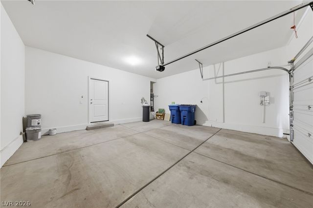 6940 Whispering Falls Drive, North Las Vegas, NV 89084