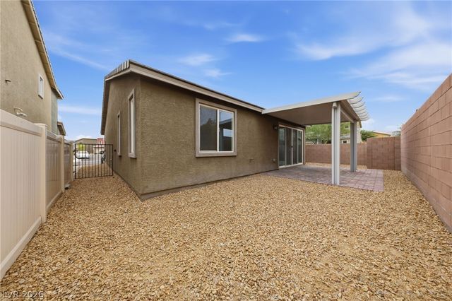 6940 Whispering Falls Drive, North Las Vegas, NV 89084