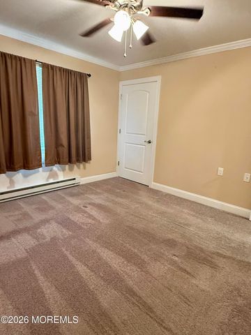 35C Edinburgh Lane, Toms River, NJ 08757