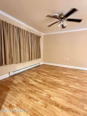 35C Edinburgh Lane, Toms River, NJ 08757