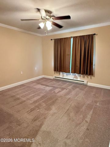 35C Edinburgh Lane, Toms River, NJ 08757