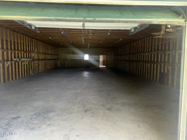 1473 Oasis Road, Bulls Gap, TN 37711
