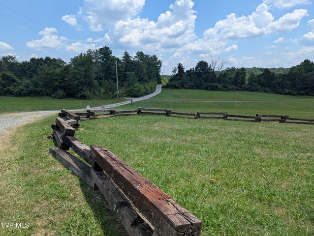 1473 Oasis Road, Bulls Gap, TN 37711