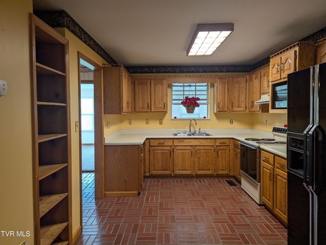 1473 Oasis Road, Bulls Gap, TN 37711