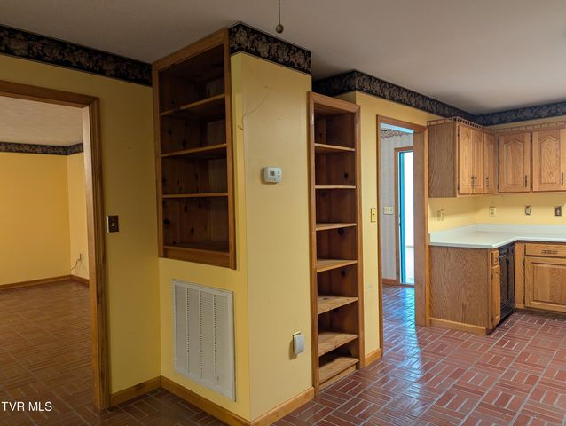 1473 Oasis Road, Bulls Gap, TN 37711