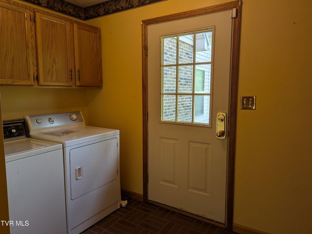 1473 Oasis Road, Bulls Gap, TN 37711