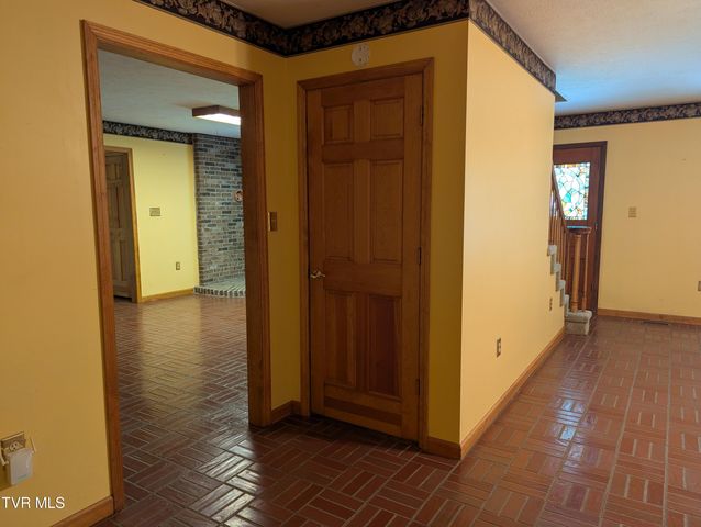1473 Oasis Road, Bulls Gap, TN 37711
