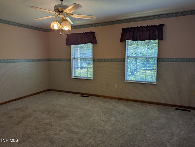 1473 Oasis Road, Bulls Gap, TN 37711