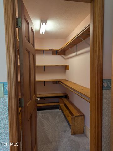 1473 Oasis Road, Bulls Gap, TN 37711