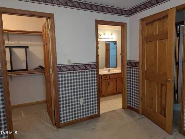 1473 Oasis Road, Bulls Gap, TN 37711
