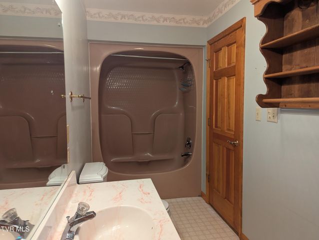 1473 Oasis Road, Bulls Gap, TN 37711