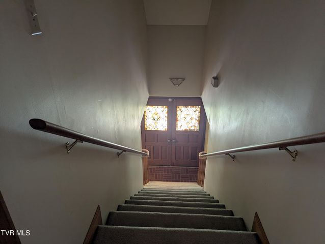 1473 Oasis Road, Bulls Gap, TN 37711