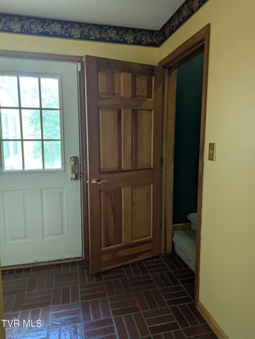 1473 Oasis Road, Bulls Gap, TN 37711