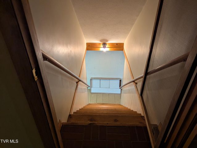 1473 Oasis Road, Bulls Gap, TN 37711