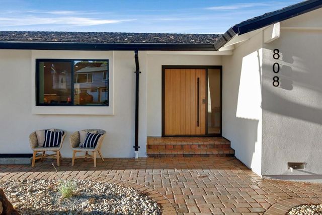 808 Mohican Way, Redwood City, CA 94062