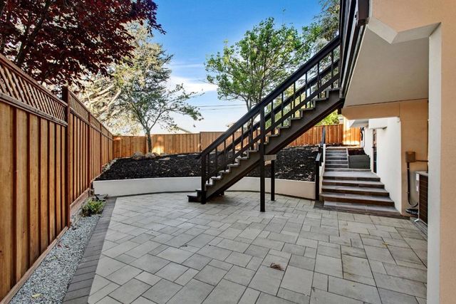 808 Mohican Way, Redwood City, CA 94062