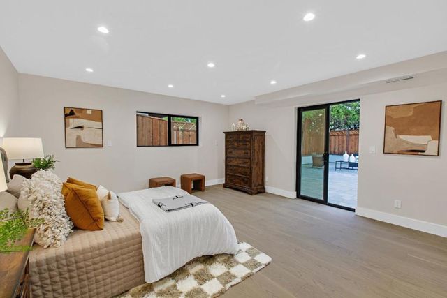 808 Mohican Way, Redwood City, CA 94062