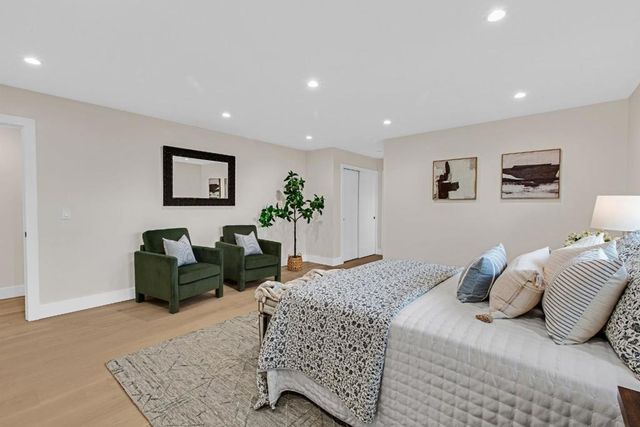 808 Mohican Way, Redwood City, CA 94062