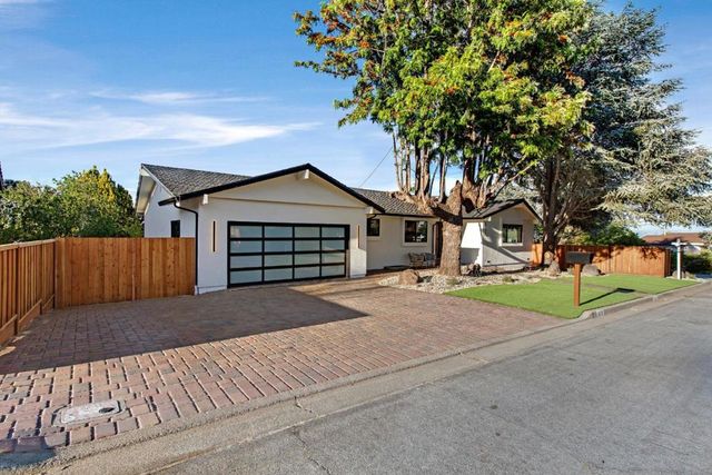 808 Mohican Way, Redwood City, CA 94062