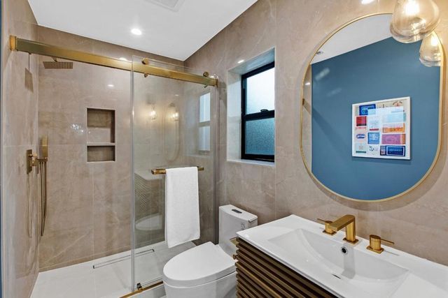 808 Mohican Way, Redwood City, CA 94062