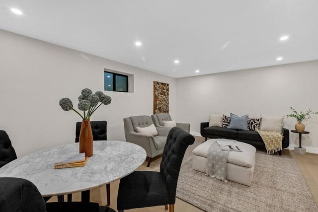 808 Mohican Way, Redwood City, CA 94062