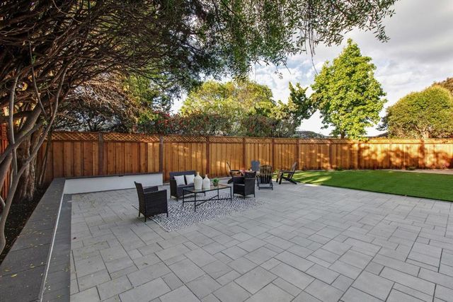 808 Mohican Way, Redwood City, CA 94062