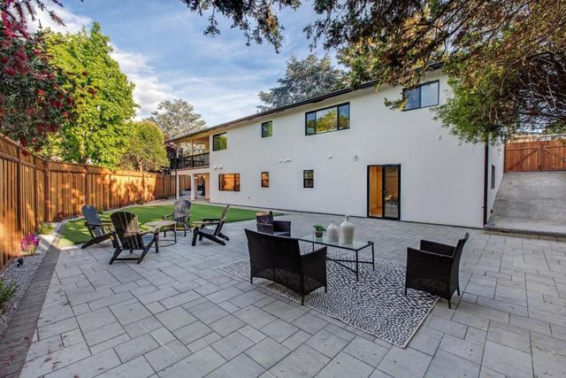 808 Mohican Way, Redwood City, CA 94062