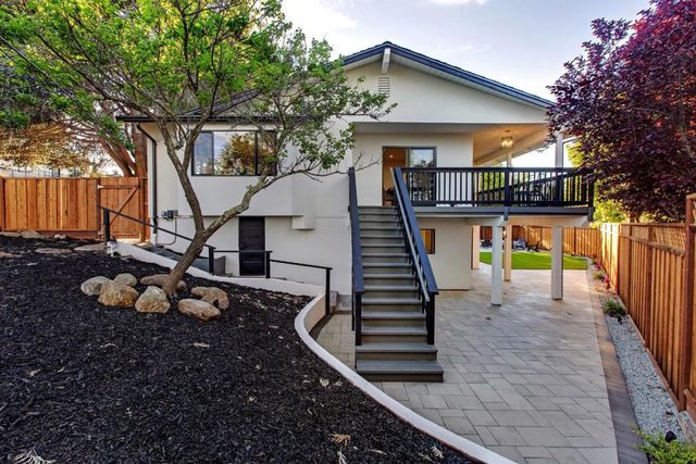 808 Mohican Way, Redwood City, CA 94062