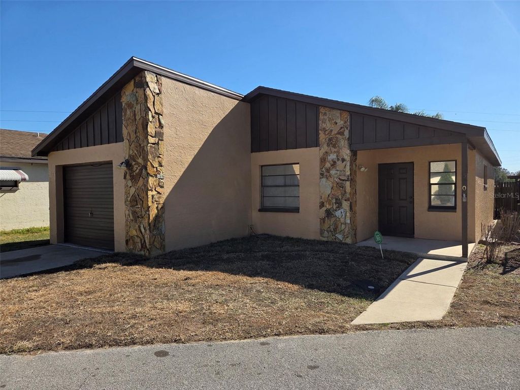 5908 FOREST LANE, Zephyrhills, FL 33542