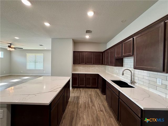 6907 Wizard Drive, Killeen, TX 76549