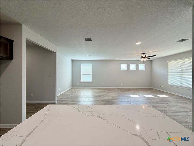 6907 Wizard Drive, Killeen, TX 76549