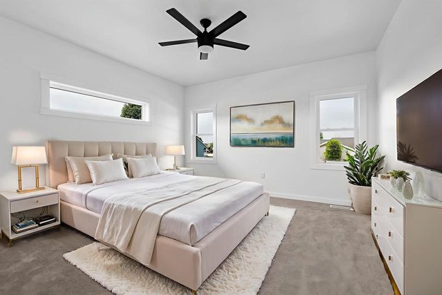 633 Lewis COURT, Holmen, WI 54636