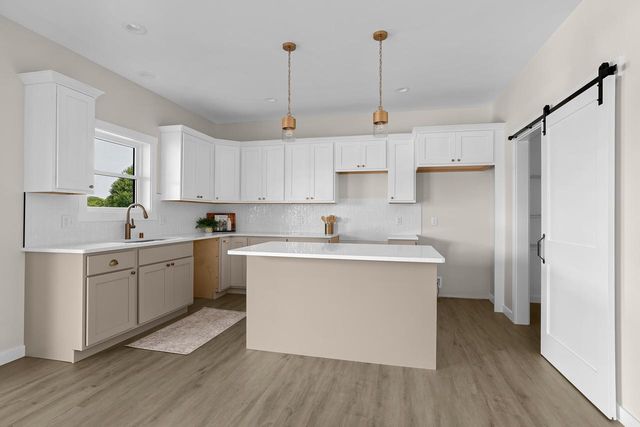 633 Lewis COURT, Holmen, WI 54636