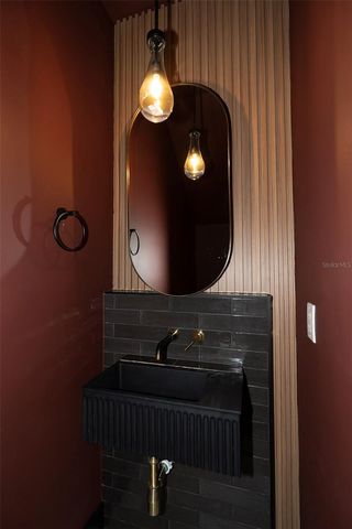 7609 AMHERST STREET, Tampa, FL 33625