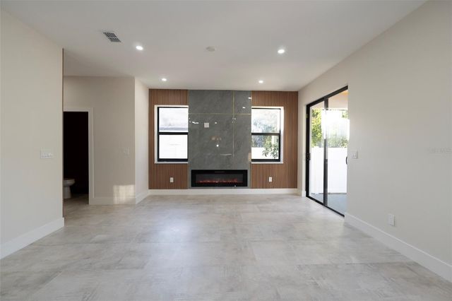 7609 AMHERST STREET, Tampa, FL 33625