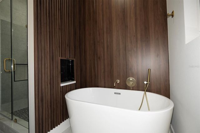 7609 AMHERST STREET, Tampa, FL 33625