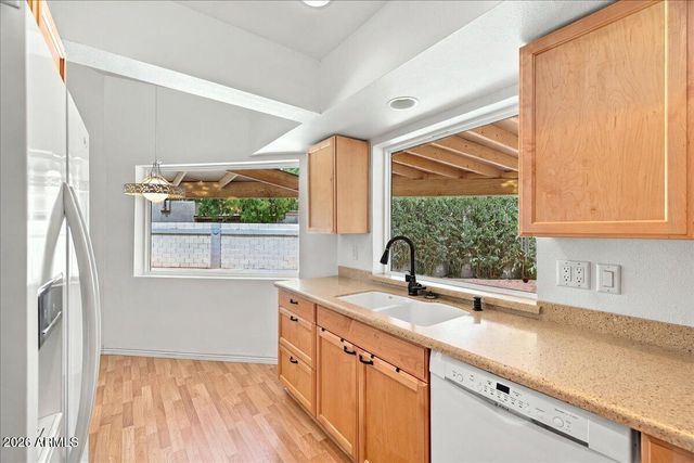 7764 E ROSE Lane, Scottsdale, AZ 85250