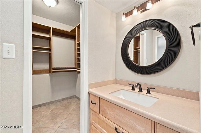 7764 E ROSE Lane, Scottsdale, AZ 85250