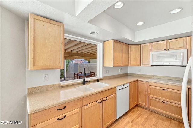 7764 E ROSE Lane, Scottsdale, AZ 85250