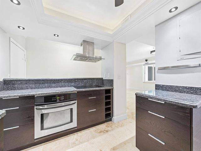 3233 NE 34th Street 1712, Fort Lauderdale, FL 33308