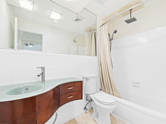 3233 NE 34th Street 1712, Fort Lauderdale, FL 33308