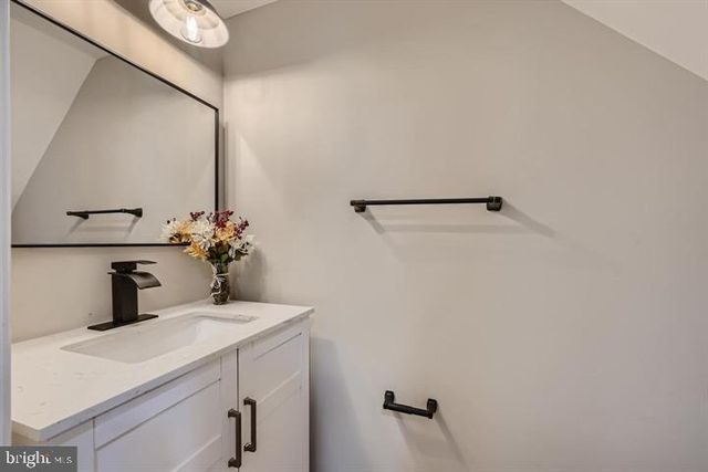 117 EAST AVE, Dundalk, MD 21222