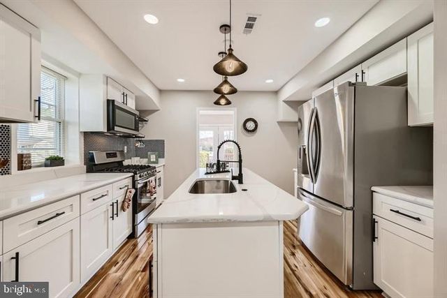 117 EAST AVE, Dundalk, MD 21222