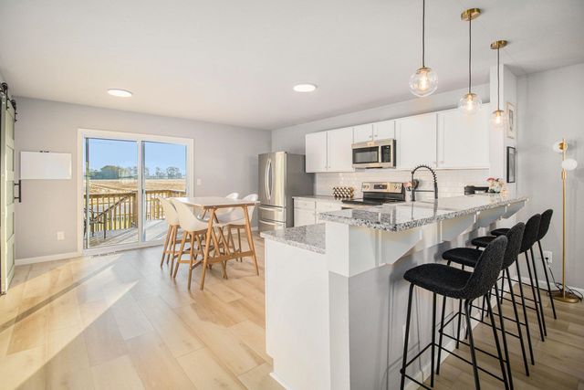 1734 Stoneham Drive, Mishawaka, IN 46544