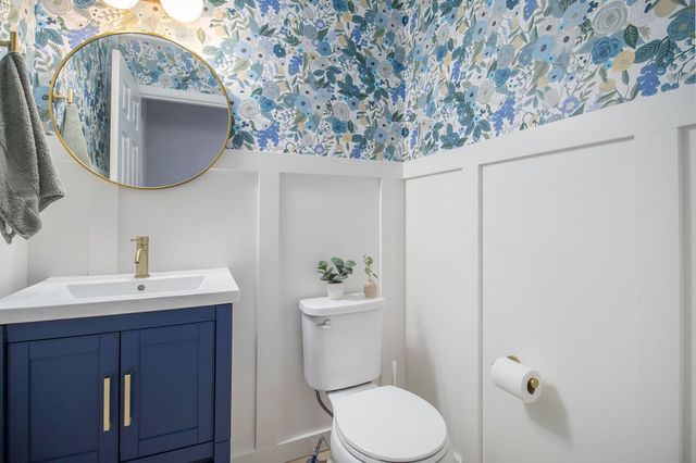 1734 Stoneham Drive, Mishawaka, IN 46544