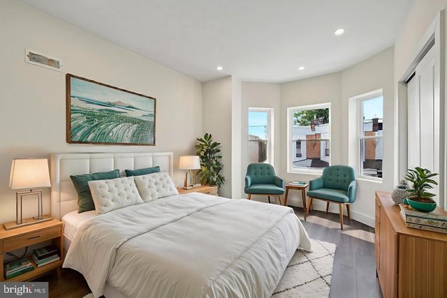 5613 PEMBERTON ST, Philadelphia, PA 19143