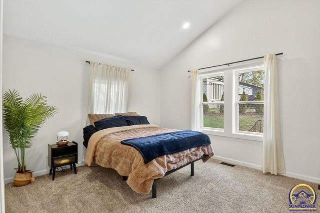 6620 W 56th St, Mission, KS 66202