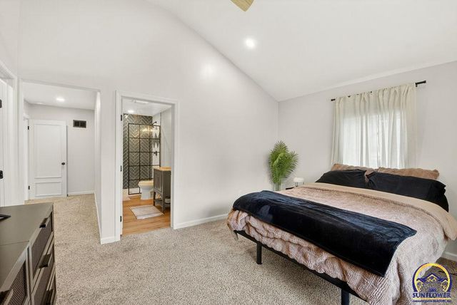 6620 W 56th St, Mission, KS 66202