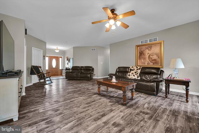 820 HECK HILL RD, Lewisberry, PA 17339